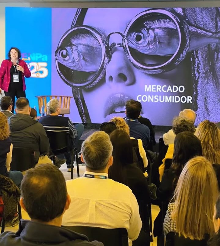 Conferencias y participación en eventos